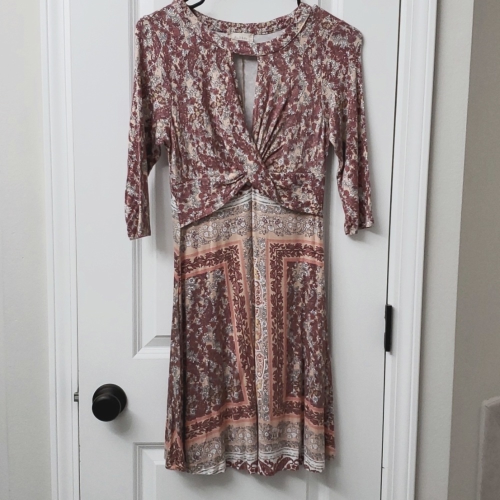 3/4 sleeve Altar'd State M dress